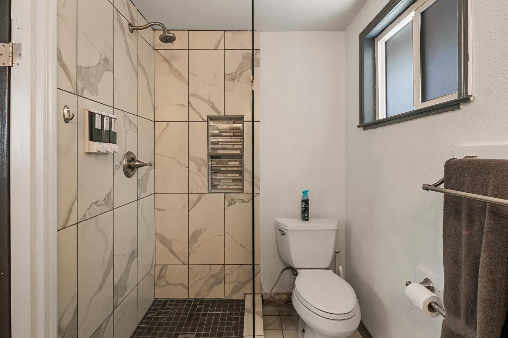 Guest House, Accessible To Downtown, & Fast Wifi! チコ エクステリア 写真